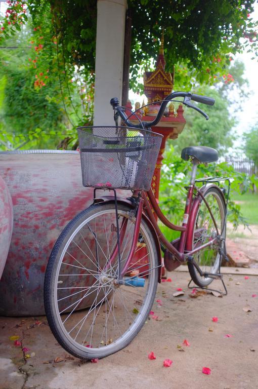 Red House Hotel Koh Dach Buitenkant foto